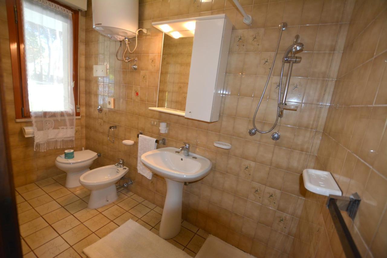 Lignano With Pool Apartment Lignano Sabbiadoro Exterior photo