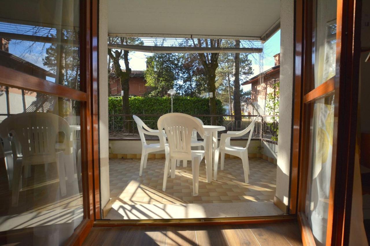 Lignano With Pool Apartment Lignano Sabbiadoro Exterior photo